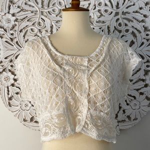 ✨HP✨ FREE PEOPLE Crochet Lace Crop Top